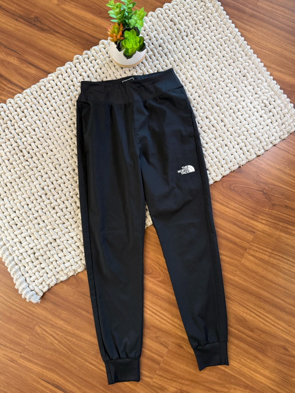 The North Face | Girls' FlashDry™ On The Trail Pants | Black | Medium